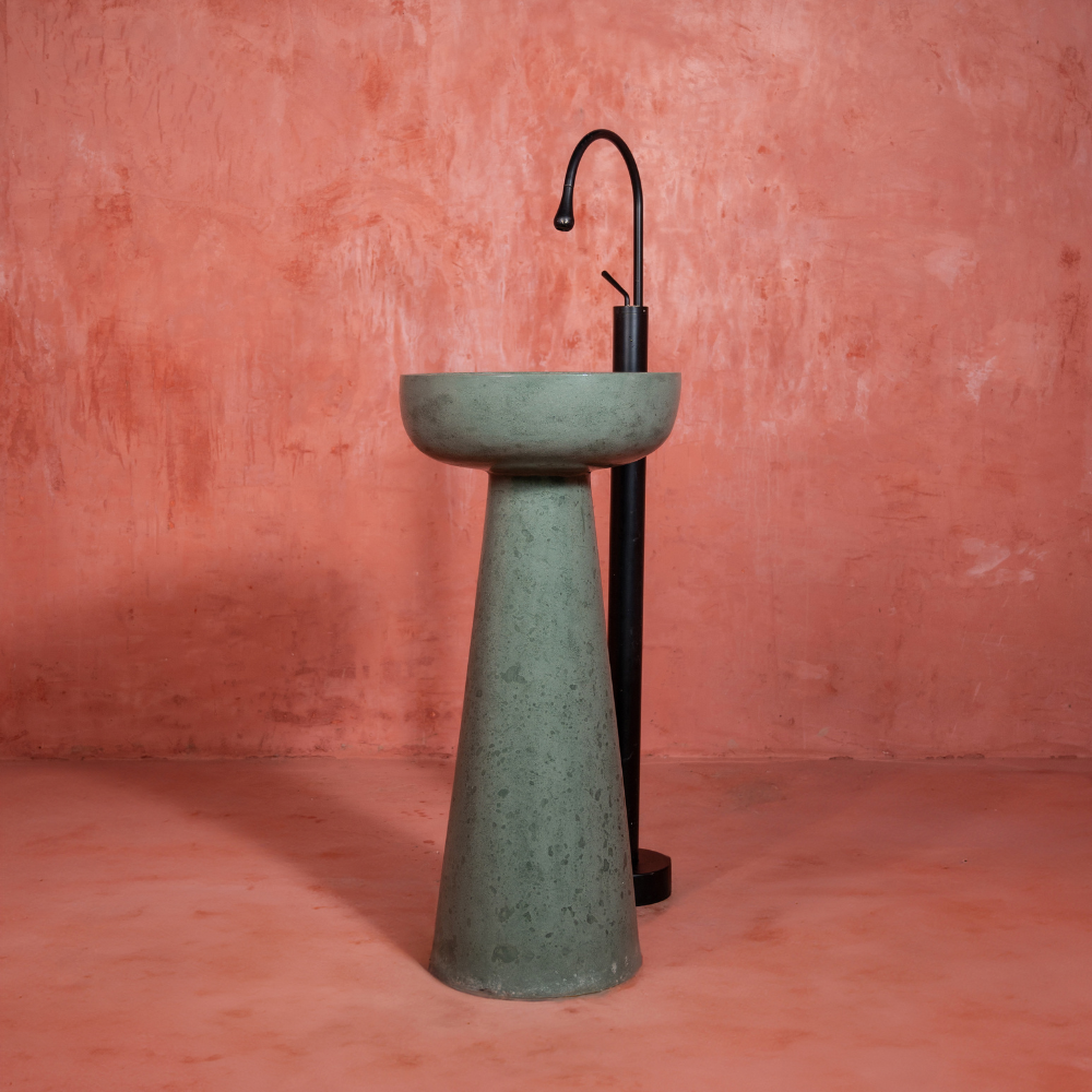 Ciro pedestal basin